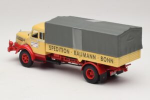 Krupp Titan Camion Plateau Baumann Bonn Minichamps 1:43 439069025 Métal — image 5 sur 6