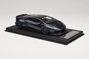 Lamborghini Huracan Liberty Walk Chameleon Blue GS Model 1:18 REMC045 Résine — image 4 sur 7