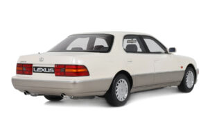Lexus LS 400 XF10 Diamond White Pearl Otto 1:18 OT1277 Résine — image 2 sur 5