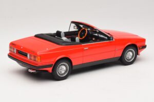 Maserati Biturbo Spyder Rouge Minichamps 1:18 107123530 Résine — image 2 sur 6