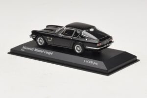 Maserati Mistral Noir Minichamps 1:43 437123421 Métal — image 3 sur 4