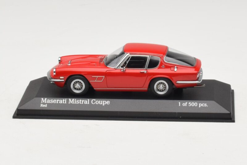Maserati Mistral Rouge Minichamps 1:43 Maserati Mistral Rouge Minichamps 1:43 437123424 Métal