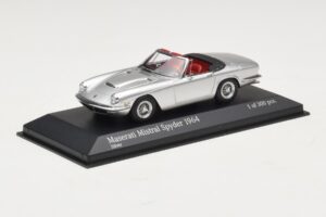 Maserati Mistral Spyder Argent Minichamps 1:43 437123431 Métal — image 2 sur 4