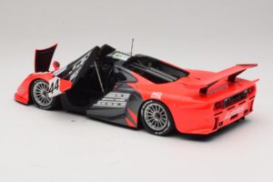 McLaren F1 GTR Lark #44 Tsuchiya / Ayles 24 Hours of Le Mans 1997 Minichamps 1:18 530133744 Métal — image 5 sur 8