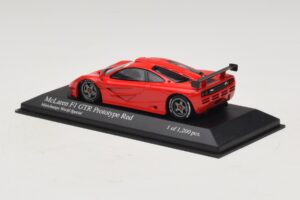 McLaren F1 GTR Prototype World Special Rouge Minichamps 1:43 MCLAREN007 Métal — image 2 sur 4