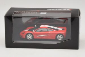 McLaren F1 Rouge Avec Rayures Blanches Minichamps 1:43 MCLAREN005 Métal — image 4 sur 4