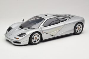 McLaren F1 Argent Minichamps 1:12 530133123 Métal