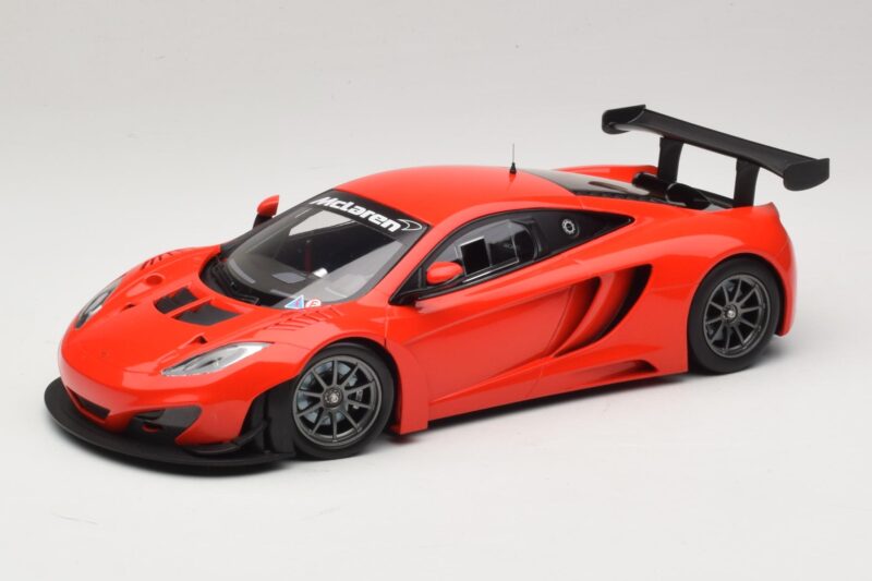 McLaren MP4-12C GT3 Rouge 2013 Minichamps 1:18 151121392 Métal