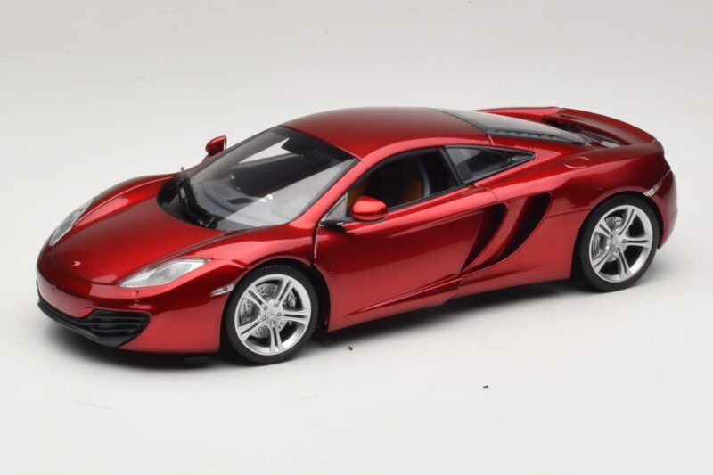 McLaren MP4-12C Rouge Métallisé Minichamps 1:18 110133022 Métal