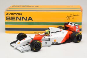 McLaren MP4/8 Ford #8 A. Senna Winner European GP 1993 Minichamps 1:18 540931818 Métal — image 2 sur 7