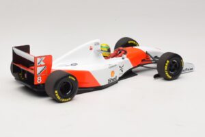 McLaren MP4/8 Ford #8 A. Senna Winner Japanese GP 1993 Minichamps 1:18 540931878 Métal — image 6 sur 7