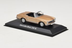 Mercedes 230 SL W113 Or Métallisé Maxichamps 1:43 940032230 Métal — image 3 sur 4