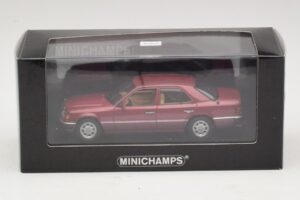 Mercedes 230E W124 Rouge Métallisé Minichamps 1:43 400037001 Métal — image 4 sur 4