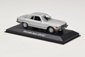Mercedes 450 SLC C107 Argent Maxichamps 1:43 940033421 Métal — image 3 sur 4