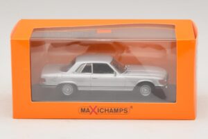 Mercedes 450 SLC C107 Argent Maxichamps 1:43 940033421 Métal — image 4 sur 4