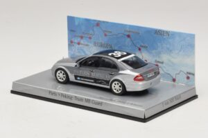 Mercedes E-Class #36 Team MB Guard Rally Paris-Peking 2007 Minichamps 1:43 B66962270 Métal — image 3 sur 5