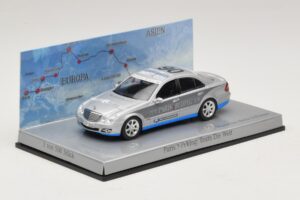 Mercedes E-Class #6 Team Die Welt Rally Paris-Peking 2007 Minichamps 1:43 B66962262 Métal — image 2 sur 5