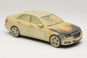 Mercedes E-Class W212 Brûlée Dubaï Voiture D'art Minichamps 1:18 MB008 Métal — image 4 sur 6