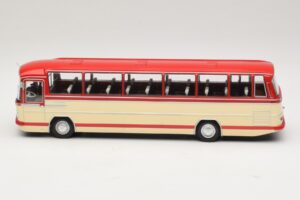 Mercedes O 302 Rouge Crème Minichamps 1:43 439035190 Métal — image 3 sur 6