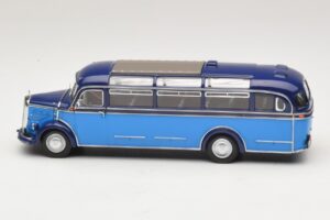 Mercedes O 3500 Bus Bleu Clair Bleu Foncé Minichamps 1:43 439360011 Métal — image 3 sur 6