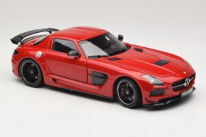 Mercedes SLS AMG C197 Black Series Rouge Minichamps 1:18 110033022 Métal — image 6 sur 8