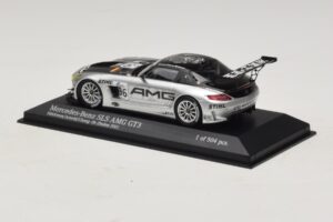 Mercedes SLS AMG GT3 #96 M. Hakkinen / R. Arnold 6 Hours of Zhuhai 2011 Minichamps 1:43 410113296 Métal — image 3 sur 4