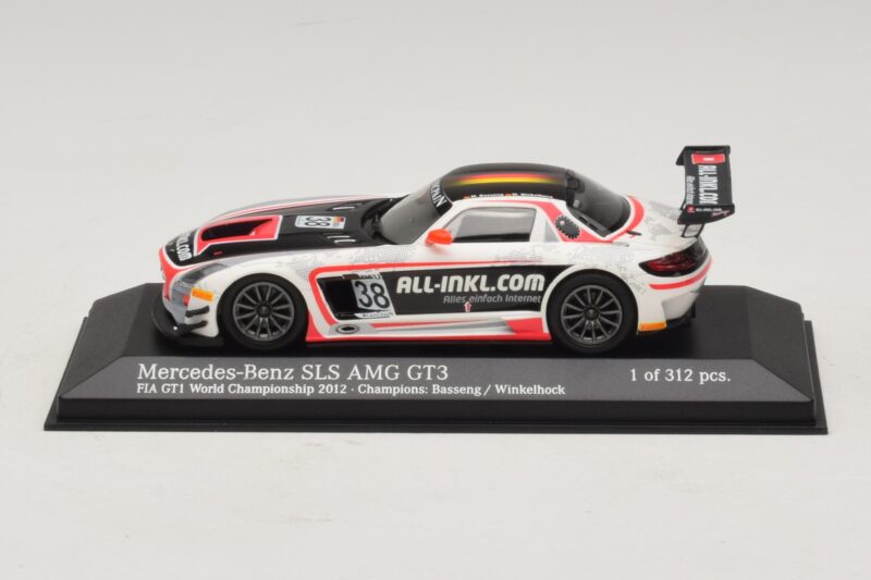 Mercedes SLS AMG GT3 All-Inkl.com #38 FIA GT1 World Championship 2012 Champions Minichamps 1:43 Mercedes SLS AMG GT3 All-Inkl.com #38 FIA GT1 World Championship 2012 Champions Minichamps 1:43 410123238 Métal
