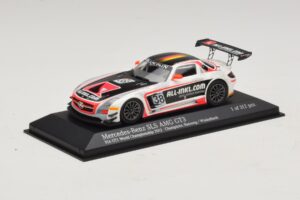 Mercedes SLS AMG GT3 All-Inkl.com #38 FIA GT1 World Championship 2012 Champions Minichamps 1:43 410123238 Métal — image 2 sur 4