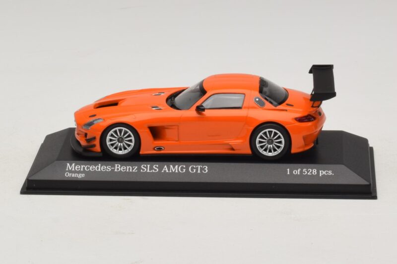 Mercedes SLS AMG GT3 Street Orange Minichamps 1:43 410113204 Métal