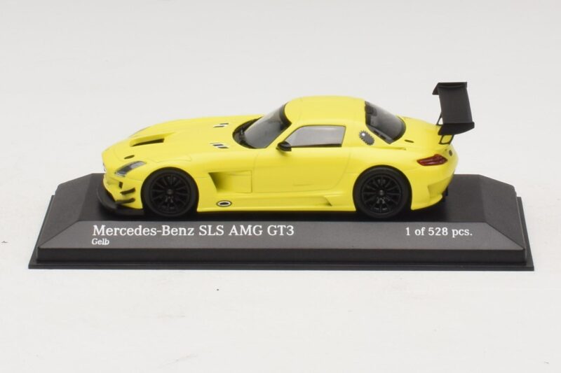 Mercedes SLS AMG GT3 Jaune Minichamps 1:43 Mercedes SLS AMG GT3 Jaune Minichamps 1:43 410113201 Métal