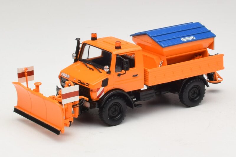 Mercedes Unimog 1300 L Chasse-Neige Orange Minichamps 1:43 Mercedes Unimog 1300 L Chasse-Neige Orange Minichamps 1:43 439033060 Métal
