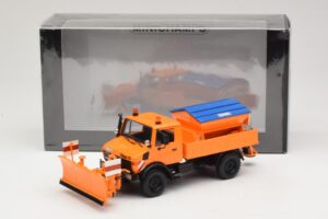 Mercedes Unimog 1300 L Chasse-Neige Orange Minichamps 1:43 439033060 Métal — image 6 sur 6