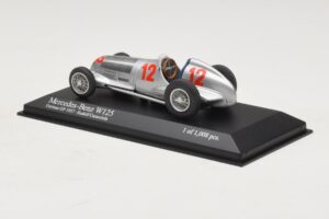 Mercedes W125 R. Caracciola German GP 1937 Minichamps 1:43 400370012 Métal — image 3 sur 3