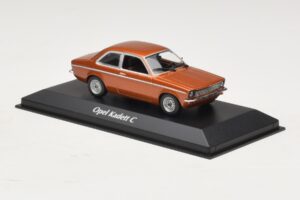 Opel Kadett C Bronze Métallisé Maxichamps 1:43 940045600 Métal — image 3 sur 4
