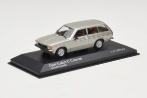 Opel Kadett C Caravan Silver Metallic Minichamps 1:43 400048111 Métal — image 2 sur 4