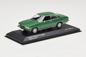 Opel Rekord D Coupé Vert Métallisé Minichamps 1:43 400044022 Métal — image 2 sur 4