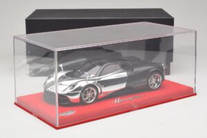 Pagani Huayra Chrome Silver Pièce Unique BBR 1:18 P1873CM Résine — image 7 sur 7