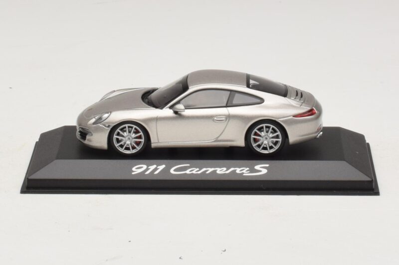 Porsche 911 991 Carrera S Argent Métallisé Minichamps 1:43 WAP0200130C Métal