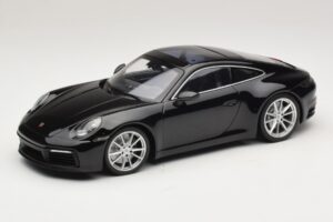 Porsche 911 992 Carrera 4S Noir Minichamps 1:18 WAP0211120R992 Métal
