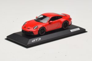 Porsche 911 992 GT3 Touring Rouge Minichamps 1:43 WAP02012617-R1 Métal — image 2 sur 4