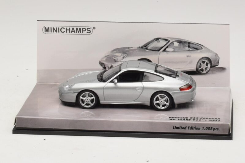 Porsche 911 996 Carrera 40e Anniversaire Argent Minichamps 1:43 436061070 Métal