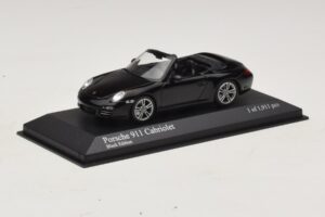Porsche 911 997 Carrera Cabriolet Black Edition Minichamps 1:43 400066434 Métal — image 2 sur 4