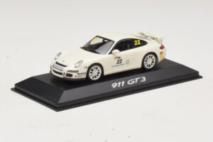 Porsche 911 997 GT3 #22 Blanc Minichamps 1:43 WAP020102016 Métal — image 2 sur 4