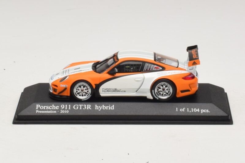 Porsche 911 997 GT3 R Hybrid Presentation 2010 Minichamps 1:43 410108900 Métal