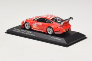 Porsche 911 997 GT3 RSR GT2 #97 M. Holzer / R. Westbrook 24 Hours of Le Mans 2010 Minichamps 1:43 410106997 Métal — image 3 sur 4