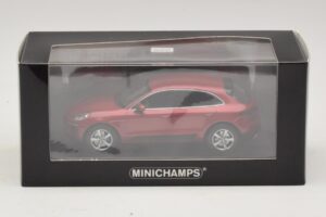 Porsche Macan 95B Rouge Métallisé Minichamps 1:43 410062600 Métal — image 4 sur 4