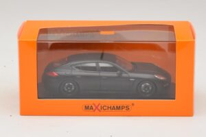 Porsche Panamera 970 Turbo Noir Mat Maxichamps 1:43 940062370 Métal — image 4 sur 4