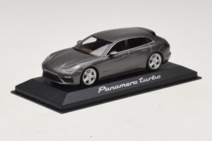 Porsche Panamera 971 Turbo Gris Métallisé Minichamps 1:43 WAP0207610H Métal — image 2 sur 4