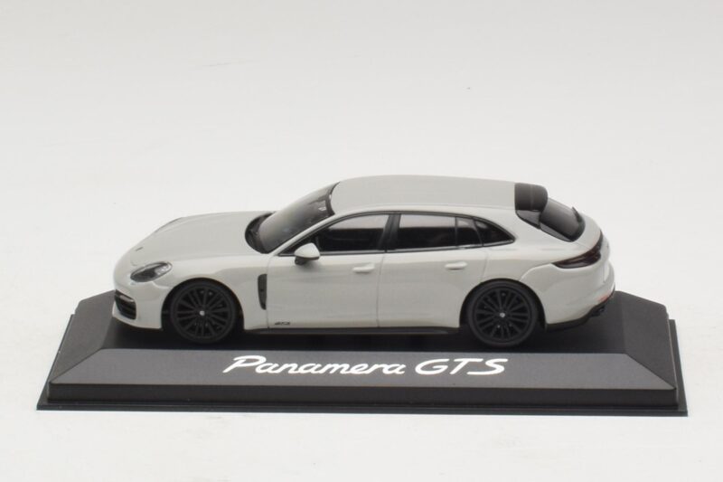 Porsche Panamera GTS 971 Chalk Grey Minichamps 1:43 WAP0207640J Métal
