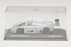 Sauber Mercedes C9 #63 J. Mass / M. Reuter / S. Dickens Winners 24 Hours of Le Mans 1989 Minichamps 1:43 B66041033 Métal — image 4 sur 5